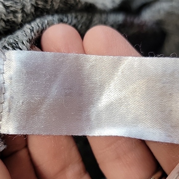 Charlotte Russe Size Unknown, Gray Burgundy Aztec/Southwest Waterfall Cardigan - Picture 12 of 12